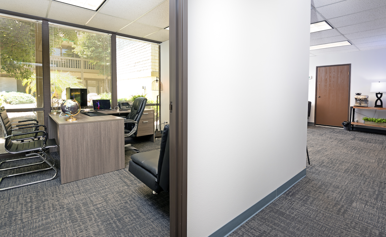 RackNerd办公环境赏析-爱发卡-谷姐靓号网